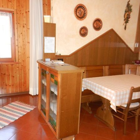 Apartamento Casa Elda Isolaccia Exterior foto