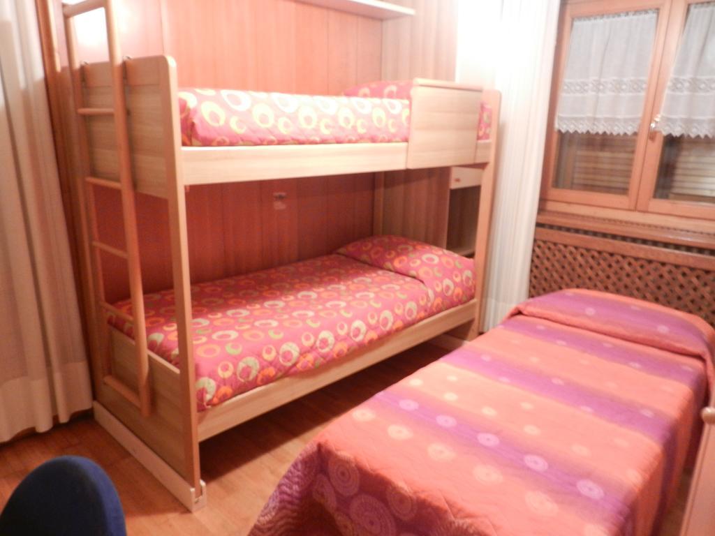 Apartamento Casa Elda Isolaccia Exterior foto